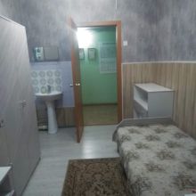 Однокомнатная, эконом (не благоустроенный) в центре