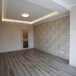 Качественная оклейка обоями с предварительной подготовкой.