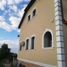 Молдинги (наличники) фасадные из пенопласта с покрытием